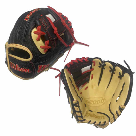 Wilson A2000 PFX2SS - WBW10010611 - 11" Baseball Glove - PEDROIA FIT™ - SUPERSKIN™ - WEB SWAP I WEB