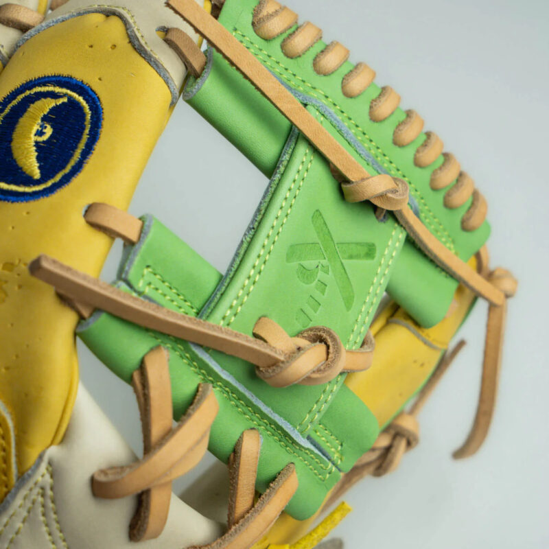 banana glove | rare edition