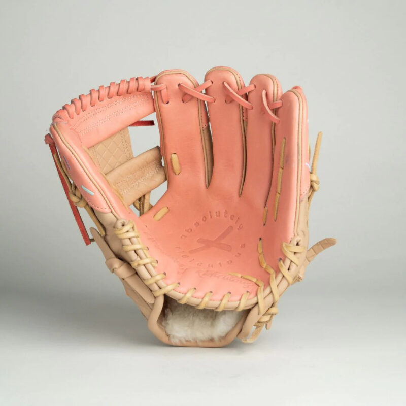 Strawberry • 11.5" • i-web • RHT