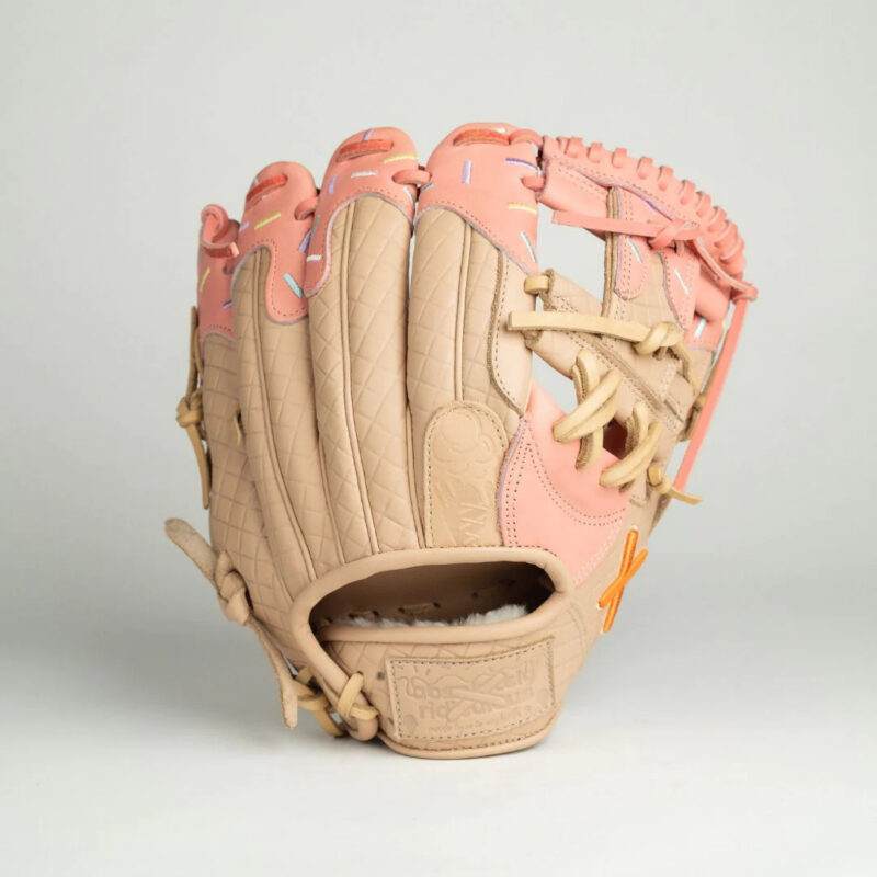 Strawberry • 11.5" • i-web • RHT